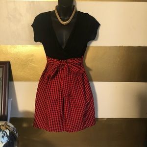 Forever 21 cute summer red and black dress.